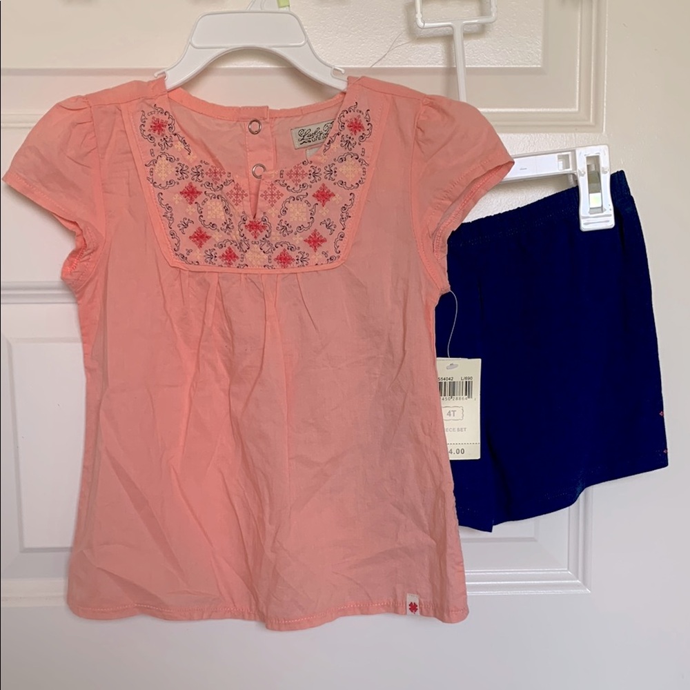 Lucky Brand Peach Embroidered Top and matching navy blue shorts set girls 4T